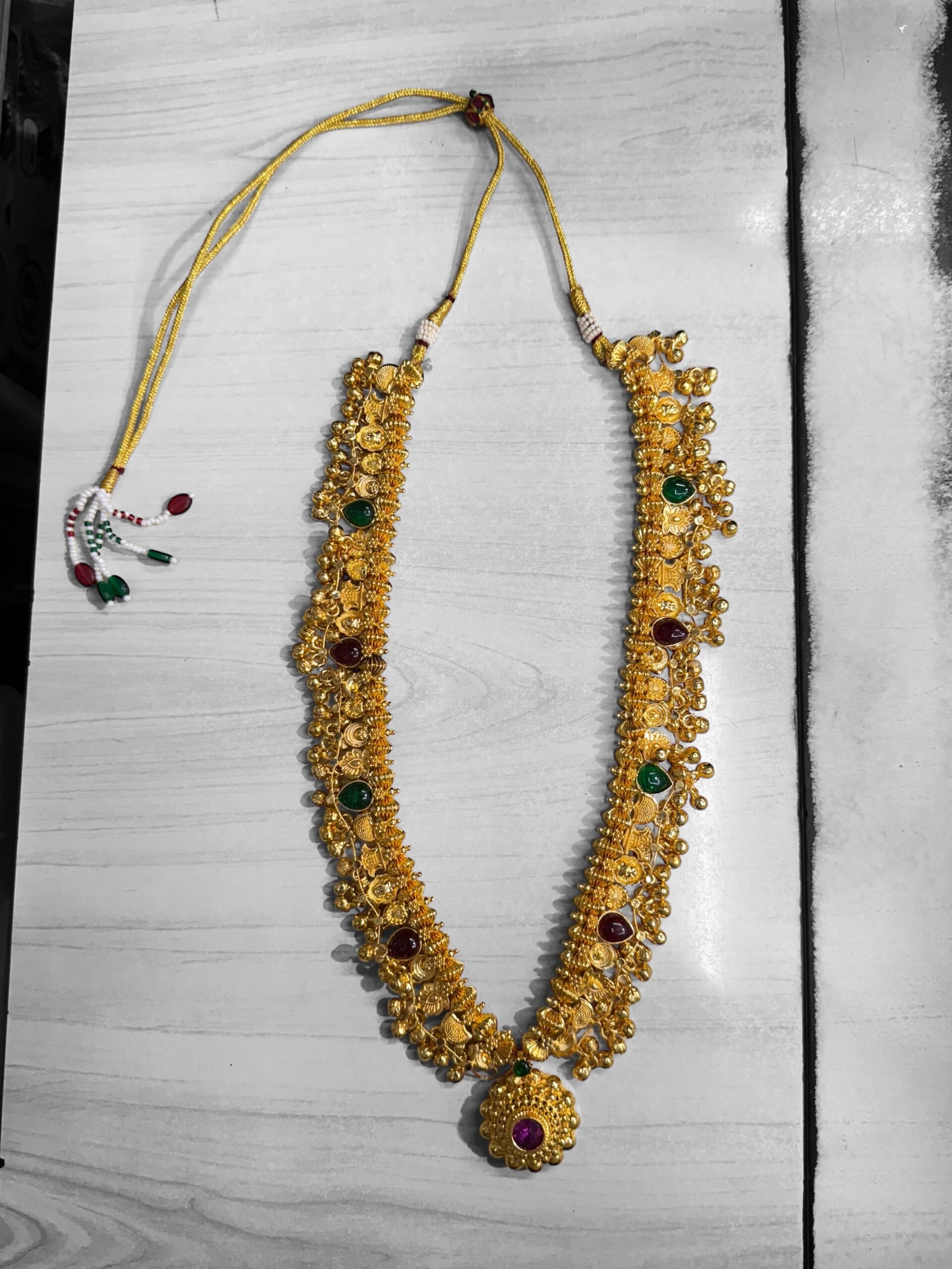 Traditional Maharashtrian Kolhapuri Saaj 4 panadi color