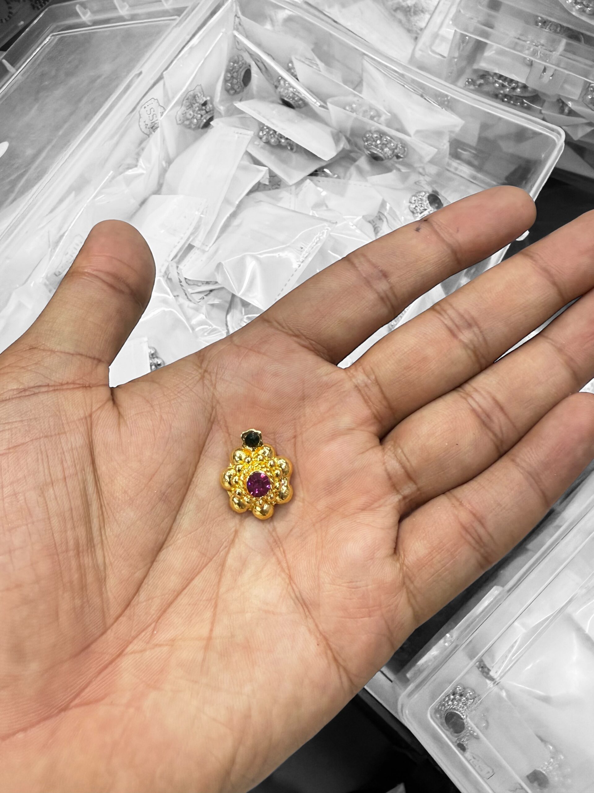 Kolhapuri Small Round Pendant