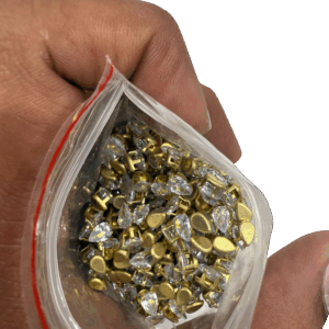 Fitting Stone Paan Shape White - 50 Piece