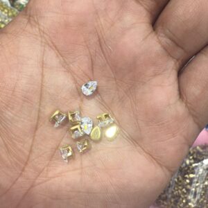 Fitting Stone Paan Shape White