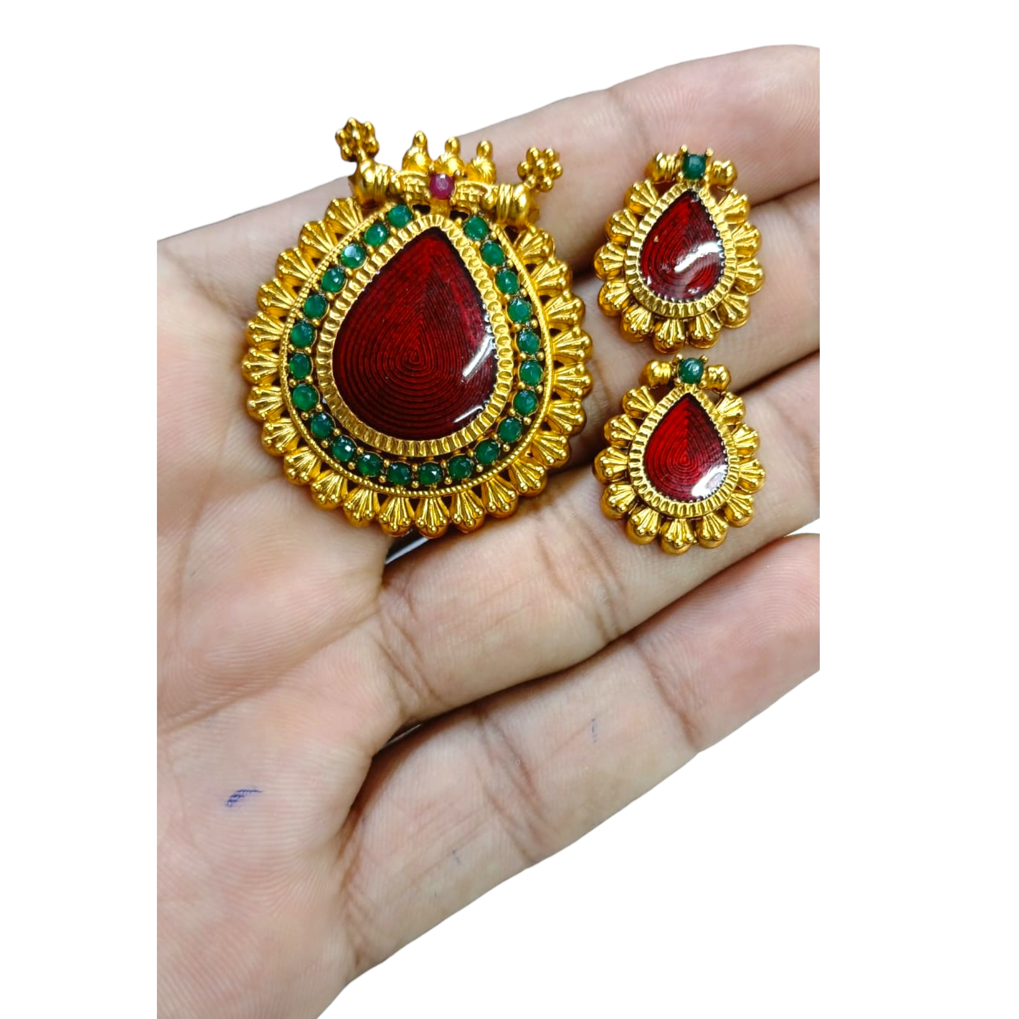 Traditional Maharashtrian Pendant Set - Image 2